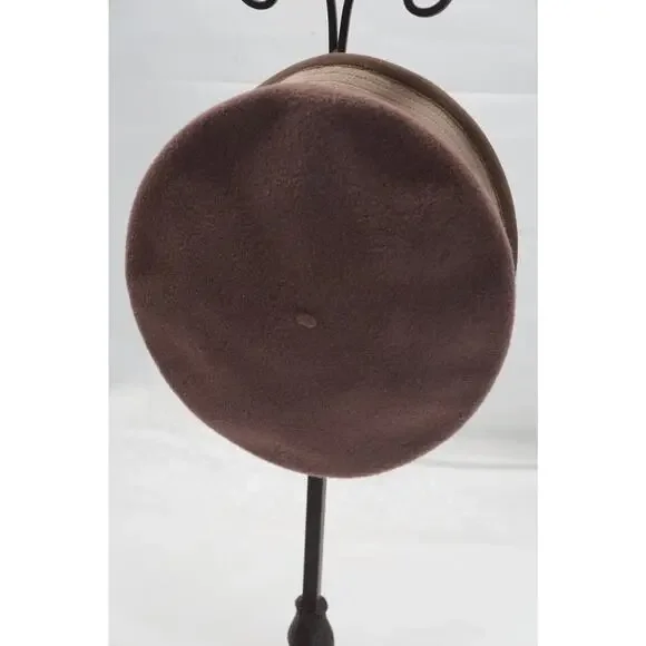 Vintage Chapeaux Motsch Pour Hermes display picture 1